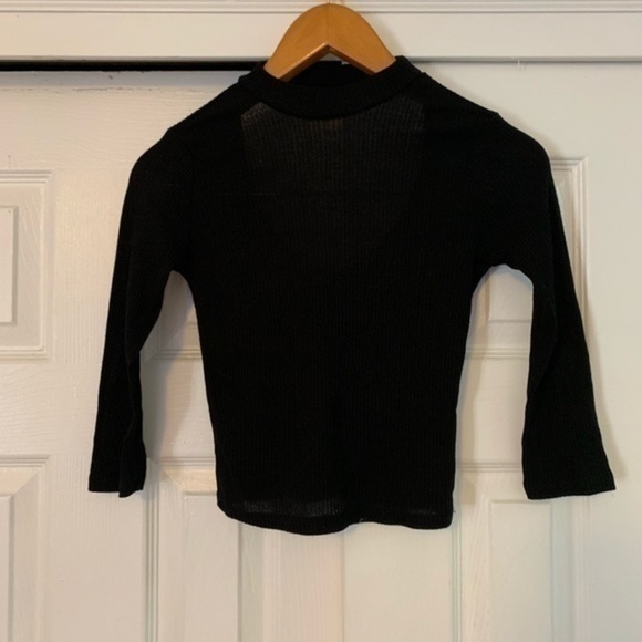 Forever 21 Black Cropped Cutout Ribbed Top Small - Picture 5 of 7